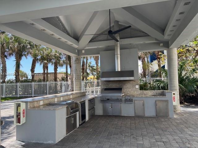 Building Photo - 6301 Collins Ave