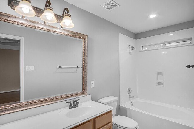 Building Photo - 9022 Durham Manor Ln