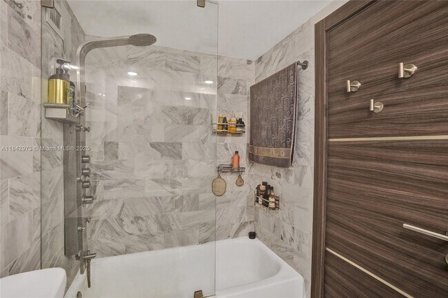 Building Photo - 5401 Collins Ave