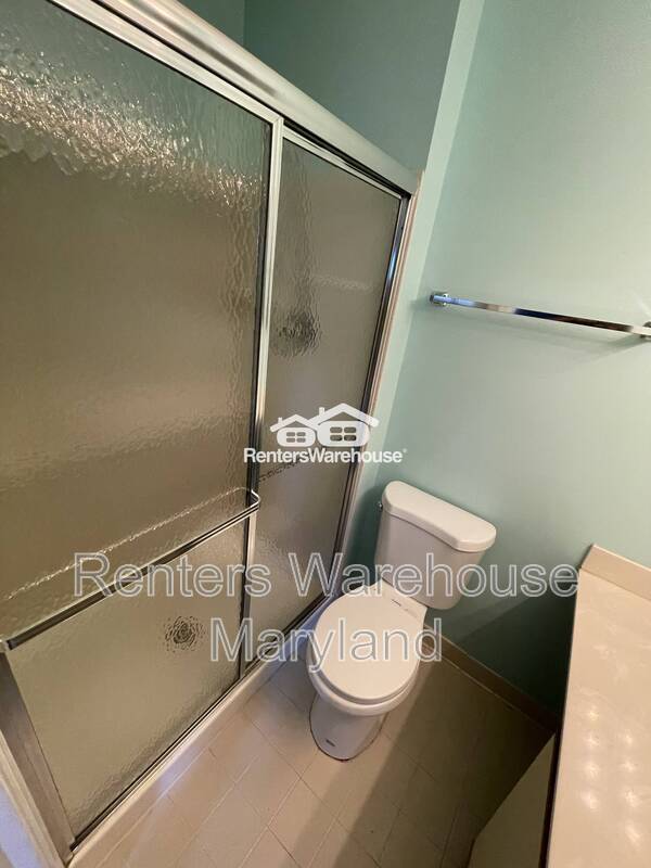 Building Photo - 201 Star Pointe Ct