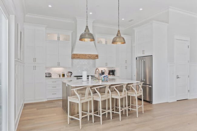 Building Photo - 107 Benicia Pl