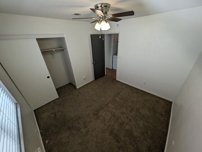 Building Photo - 8000 Revolver Ave