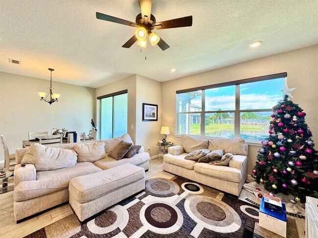 Building Photo - 11281 Beach Walk Wy NE