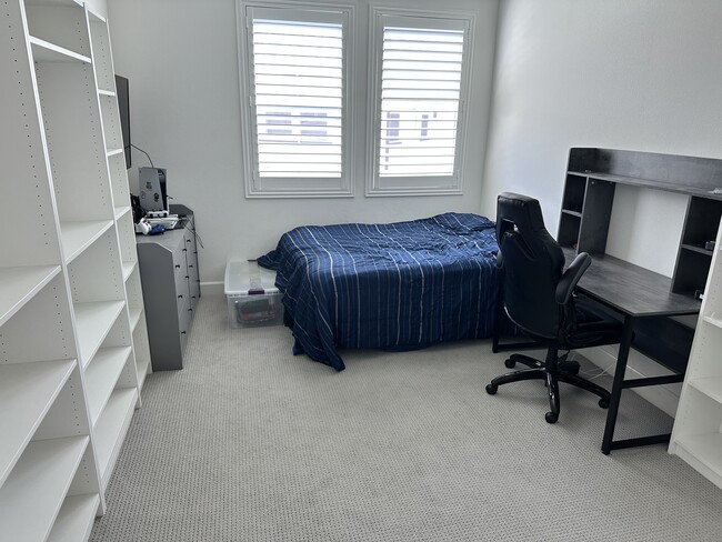 The 4th bedroom - 1272 E Providence Loop