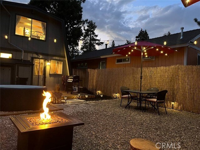 Building Photo - 1056 Sierra Ave