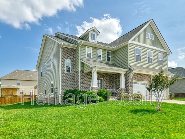 Building Photo - 2212 Scarlet Tanager St