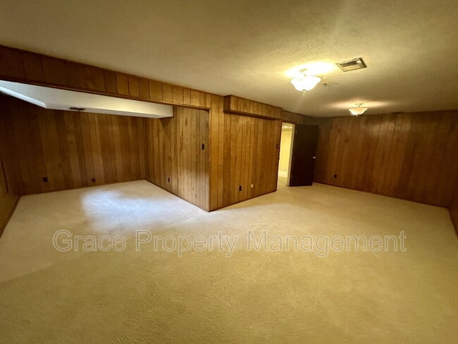 Building Photo - 6174 S Krameria St