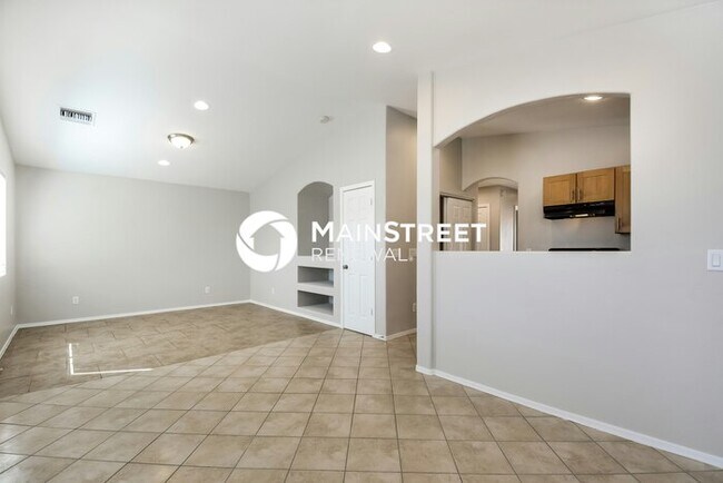 Building Photo - 3 Bedroom Pet-Friendly Home in Tucson, AZ ...