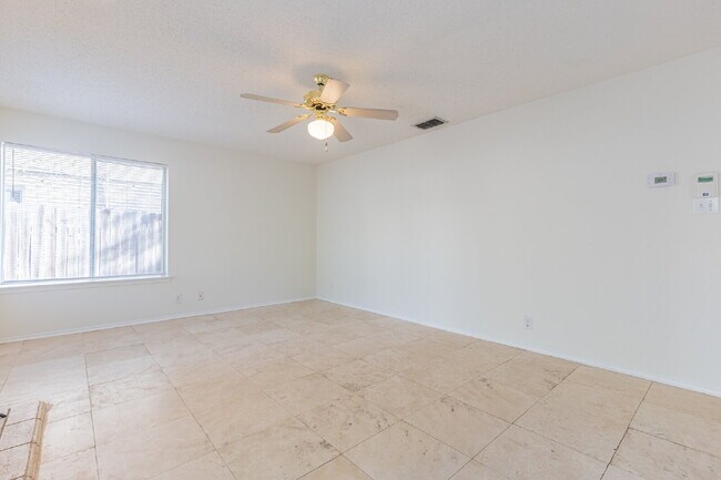 Building Photo - 14215 Spotted Cedar