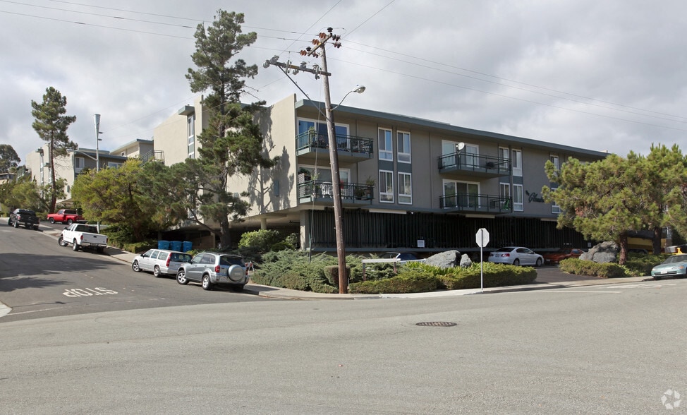 Primary Photo - Glendora Apartments