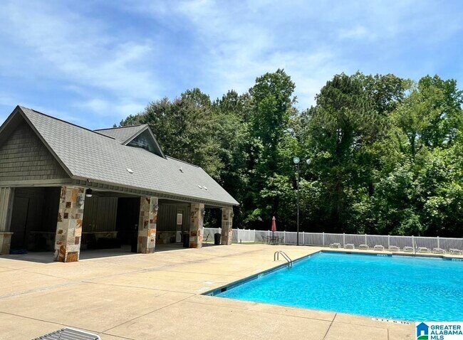 Building Photo - 1004 Medinah Dr