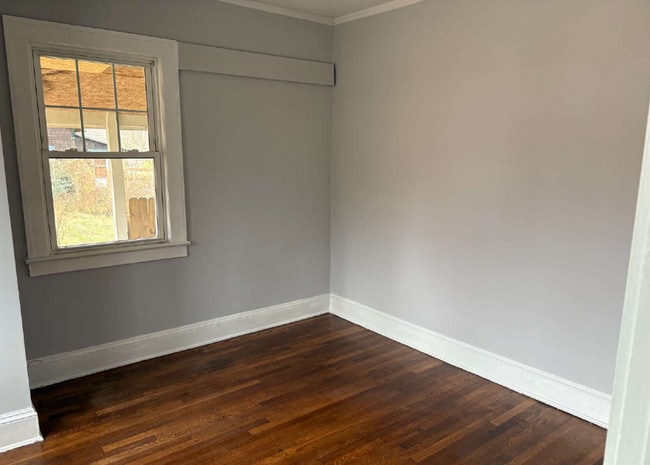 Building Photo - 25 Walton St