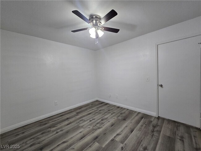 Building Photo - 2742 Alicialynn Way