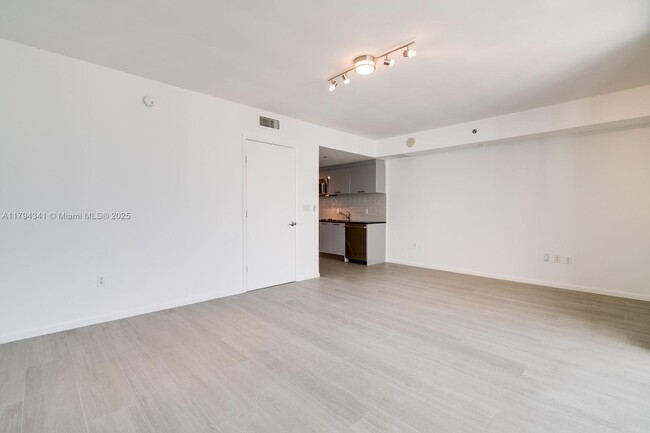 Building Photo - 50 Biscayne Blvd