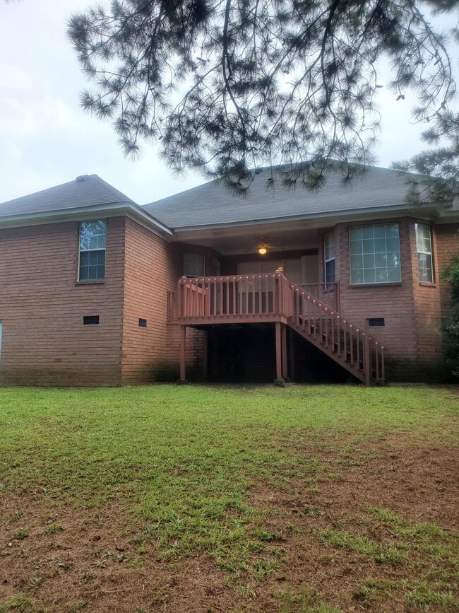 Building Photo - 4309 Creekview Dr