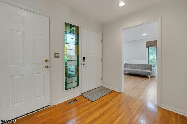 Building Photo - 34 Lockley Ct