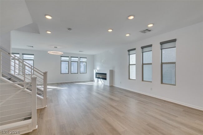 Building Photo - 8048 Haywood Estate Ave