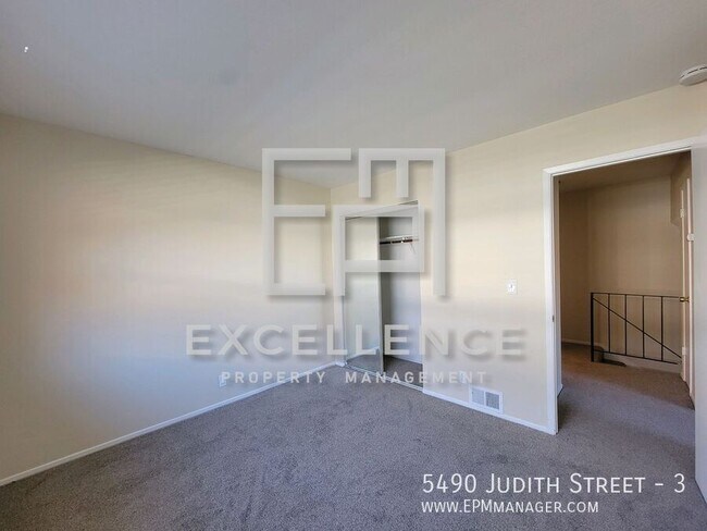 Building Photo - 5490 Judith St