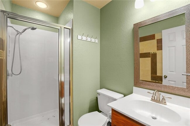 Building Photo - 1825 Golden Sunrise Ln