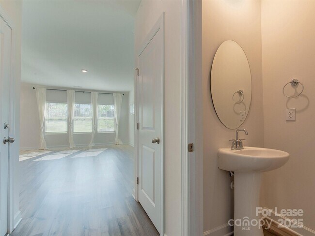 Building Photo - 2606 Arbor Loop Dr