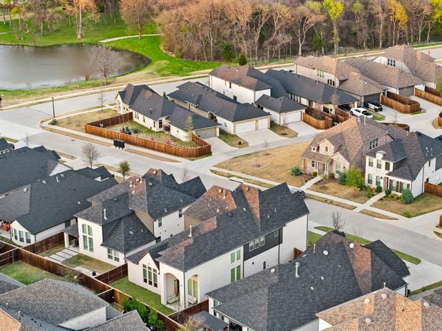 Building Photo - 8213 Legacy Oak Dr