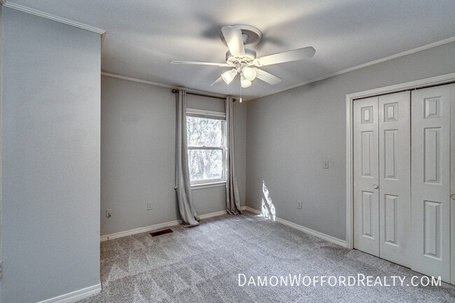 Building Photo - 1435 Roxbury Ct
