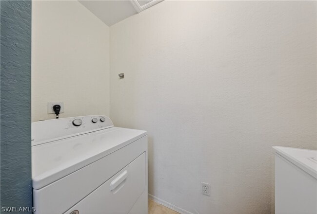 Building Photo - 8290 Ibis Club Dr