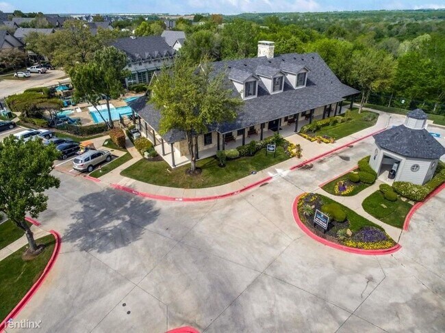 Building Photo - 1 br, 1 bath Condo - 2701 N Grapevine Mill...