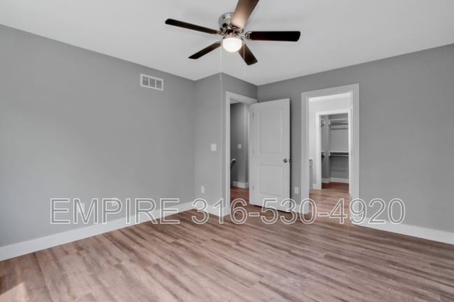 Building Photo - 4653 E 45th St N