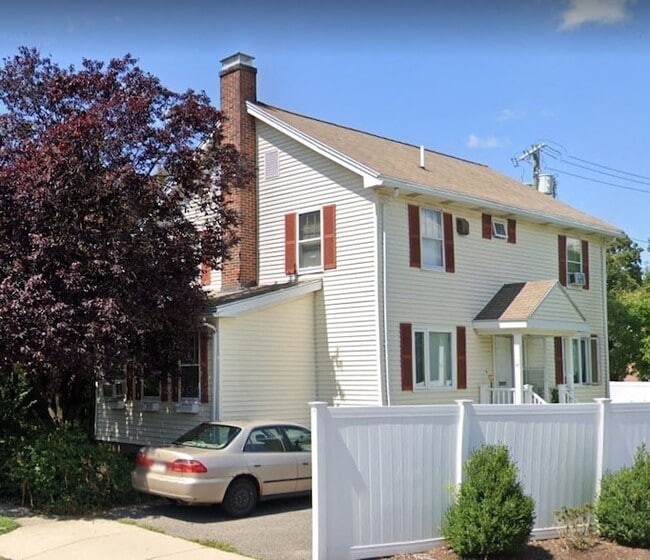Building Photo - 17 Hamblin Rd