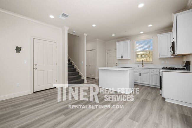 Building Photo - 1511 Bell St