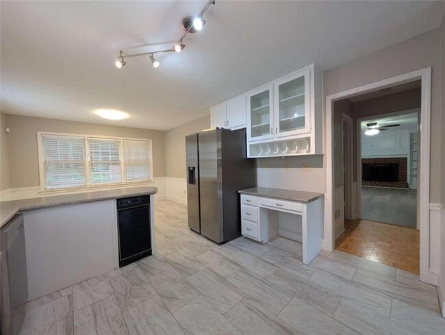 Building Photo - 443 Cricket Ridge Ct