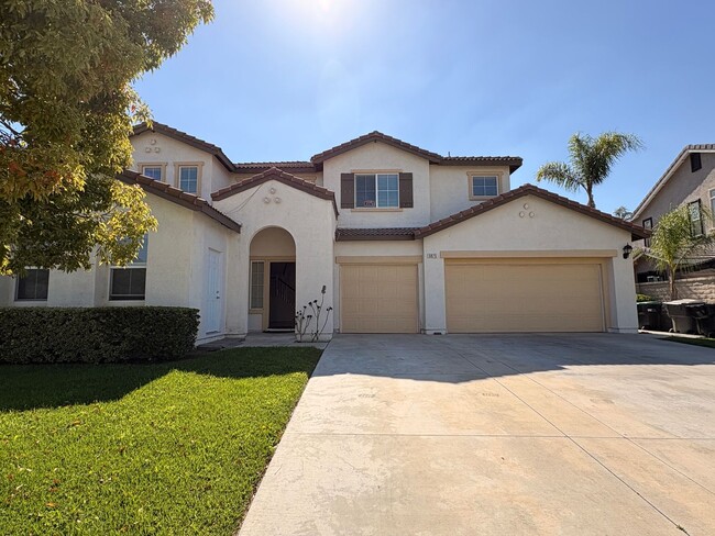 Building Photo - EASTVALE GREAT NEIGHBORHOOD- 4+2.5 EXECUTIVE HOME, QUIET NEIGHBORHOOD - AVAILABLE NOW!!! ONLY 2 C...