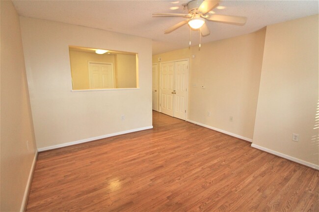 Building Photo - 1 Bedroom in Mooresville!!