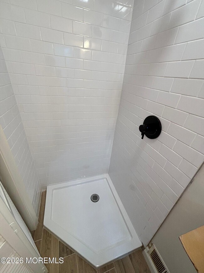 Building Photo - 1701 Tamiami Rd