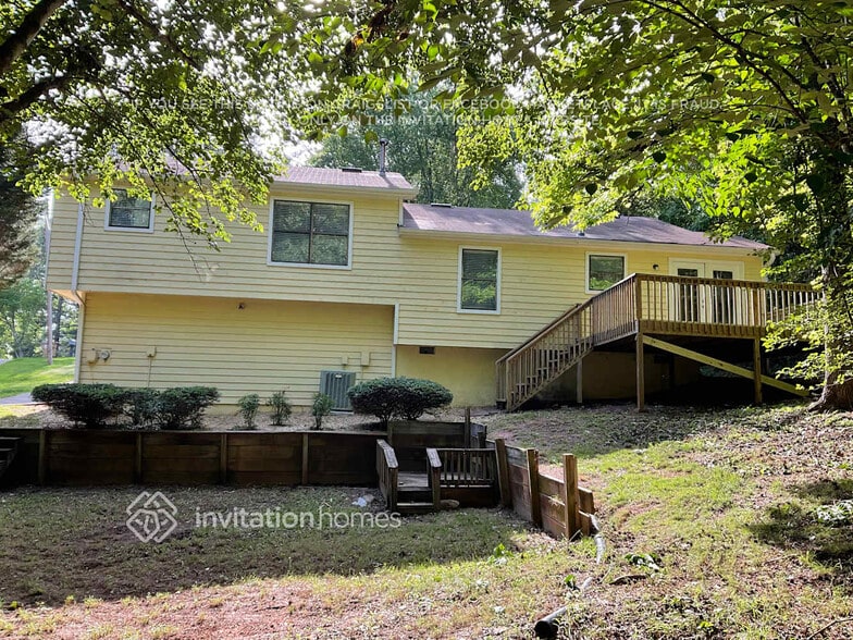 Building Photo - 1468 Barnacle St