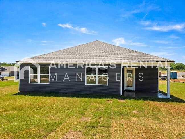 Building Photo - Available NOW!!