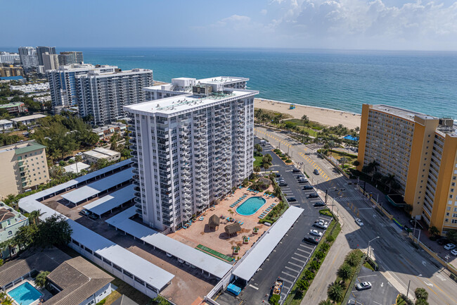 Building Photo - 405 N Ocean Blvd