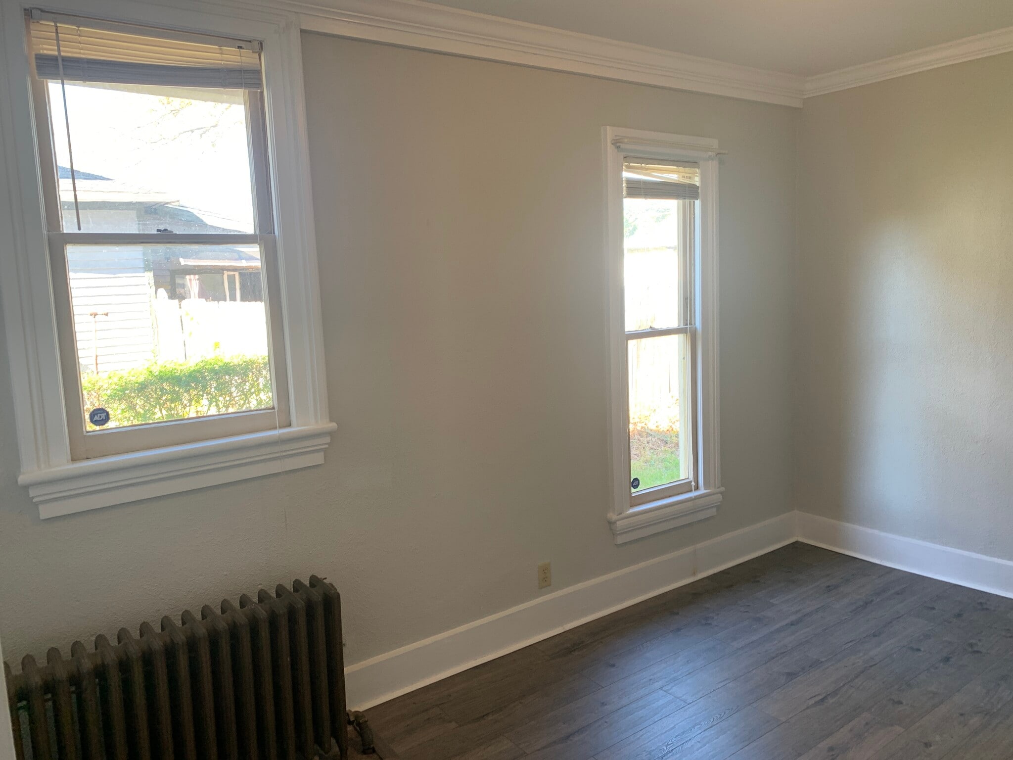 Building Photo - 252 W Locust St