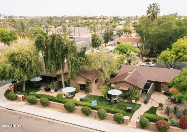 Building Photo - 6961 E 1st St