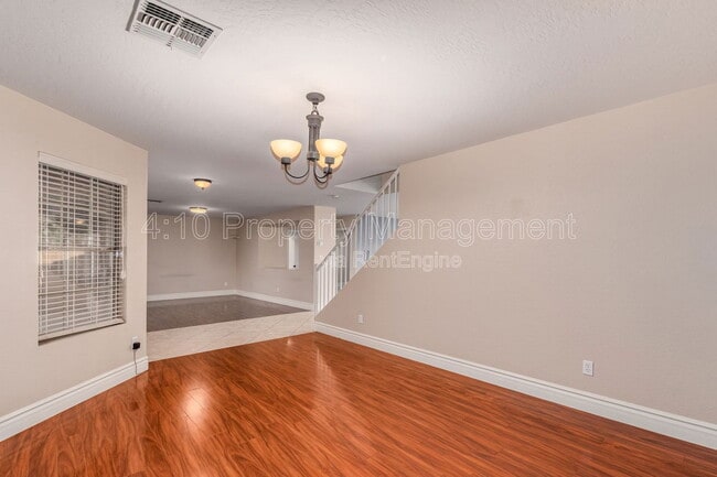 Building Photo - 3748 E Betsy Ln