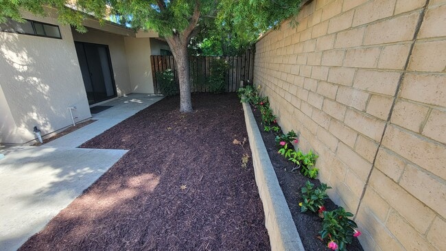 Building Photo - 18745 Paseo Picasso