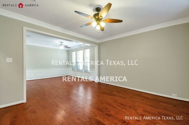 Building Photo - Villas at Suncreek, Allen! Beautiful 5 Bed...