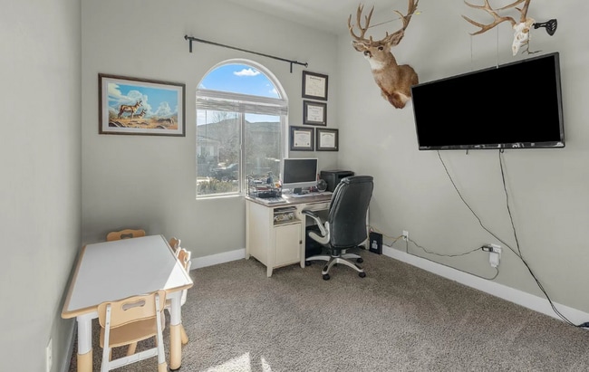 Building Photo - Gorgeous 4 Bedroom Home Surrounded by the Desert Landscape of Southern Utah