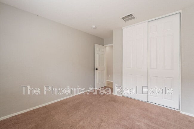 Building Photo - 2685 E Olivine Rd