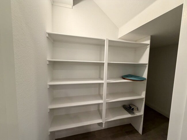 Building Photo - FULLY FURNISHED 3 BED 2.5 BATH 2 CAR GARAGE MODEL HOME FOR RENT IN CADENCE