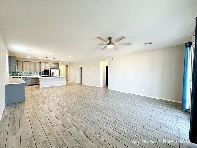 Building Photo - 6033 Torciano St