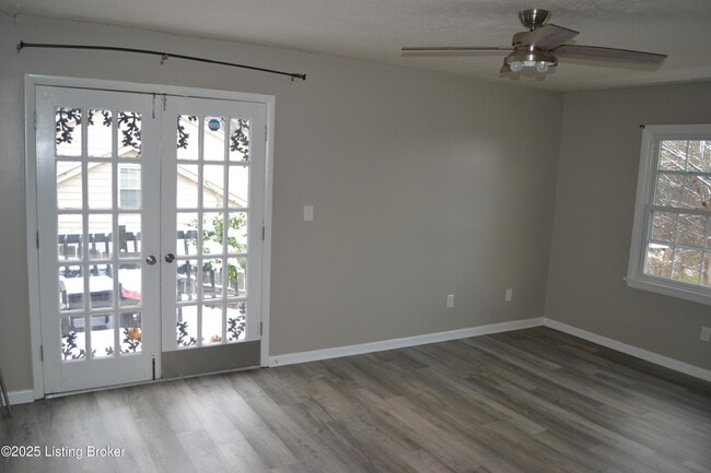 Building Photo - 1218 Constitution Dr