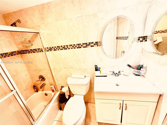 Building Photo - 230 174th St