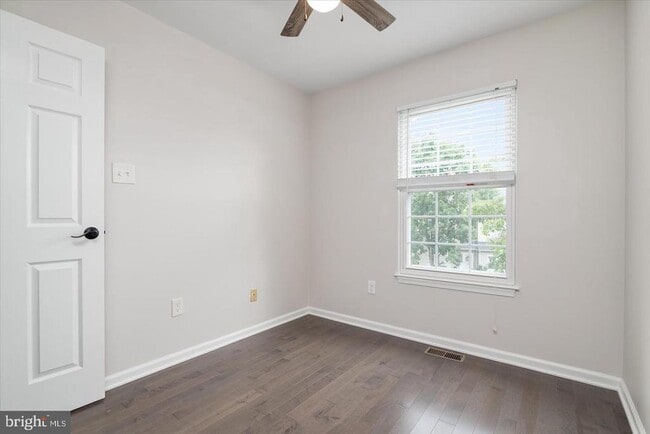 Building Photo - 2441 Winding Ridge Rd